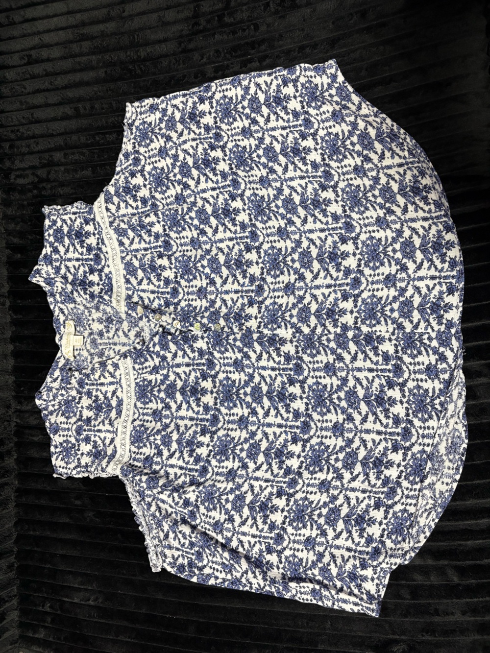 Sleeveless Blue Floral Button-Front Blouse